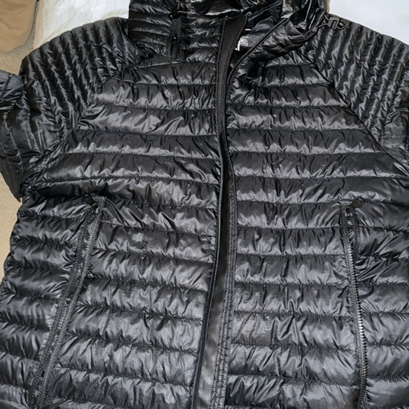 Worn two or three times almost like new, I'm selling it because I have another - Picture 6 of 7